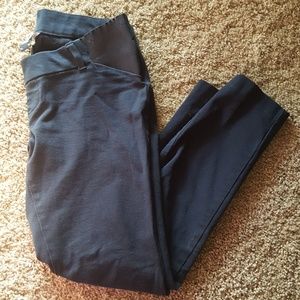 Old Navy maternity pixie pants size 1